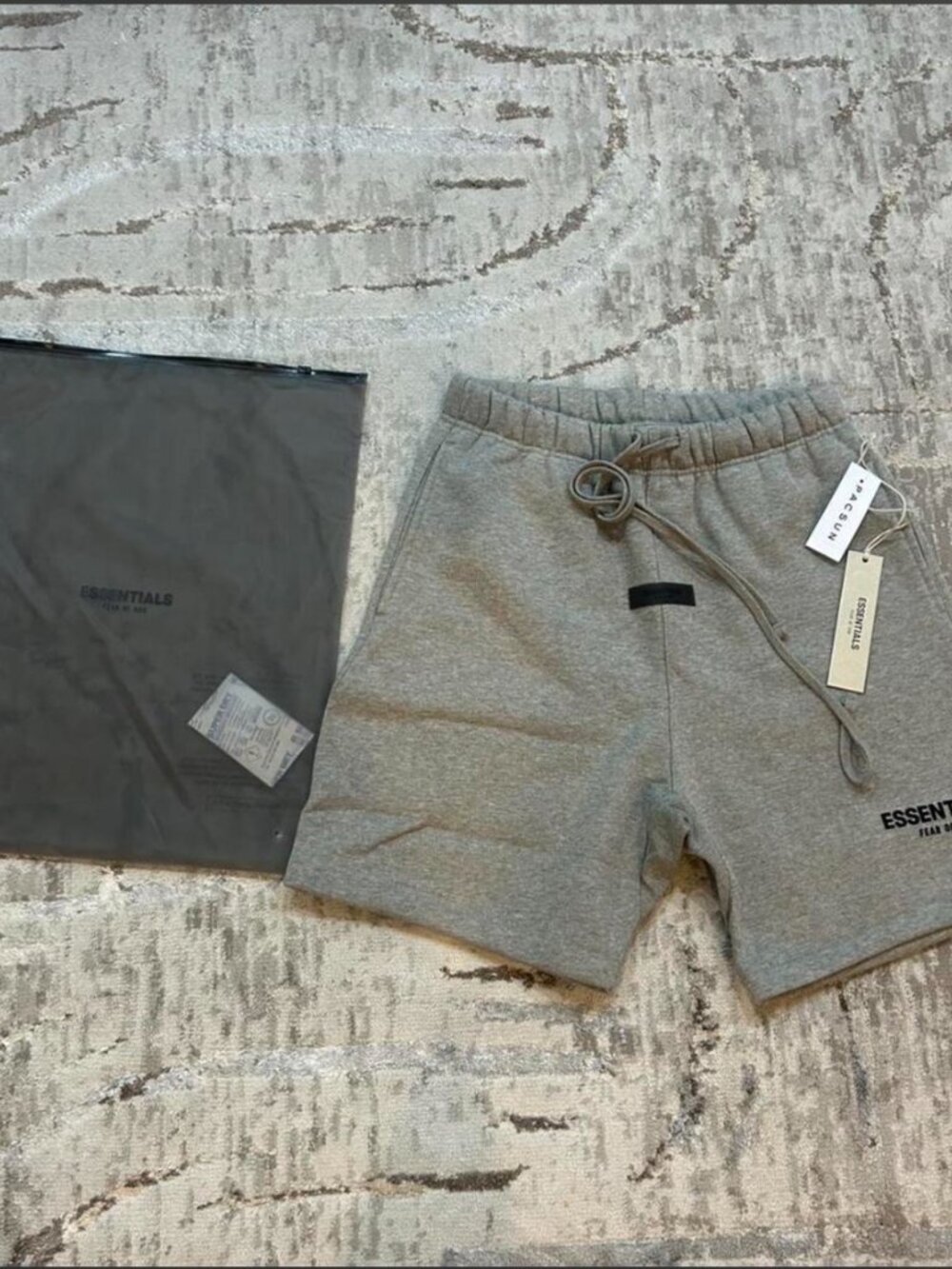 Essentials X large dark oat shorts new
